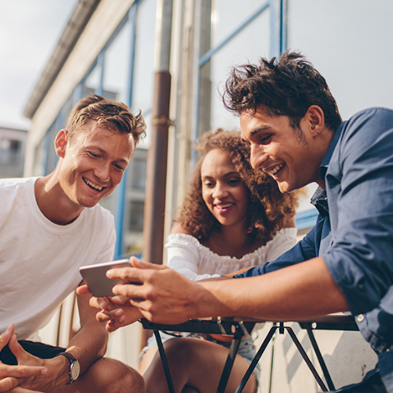 Esports-Fan-Relationships